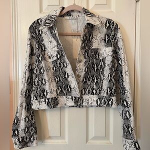 *BRAND NEW W/ TAG* E.SSUE Snake Print Jacket with Silver Buttons
